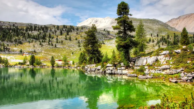 Lech Vert e rifugio Lavarella nel Parco Naturale di Fanes-Sennes-Braies