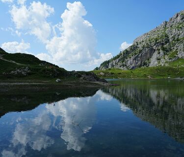 Paolo comai lago coldai alleghe unsplash