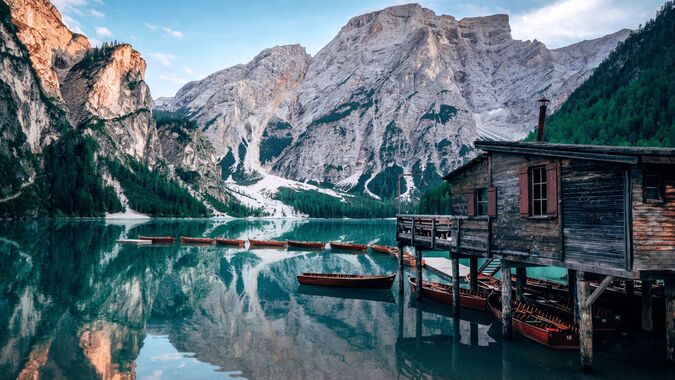 Lago di Braies e il riflesso delle Dolomiti