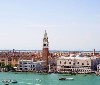 Visita la romantica Venezia