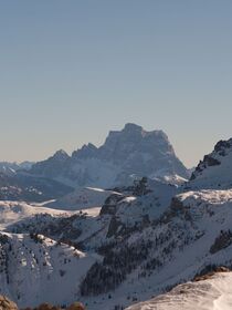 Panorama invernale sul Monte Pelmo