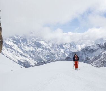Skiing on the snow in Alta Badia - Dolomiti Superski