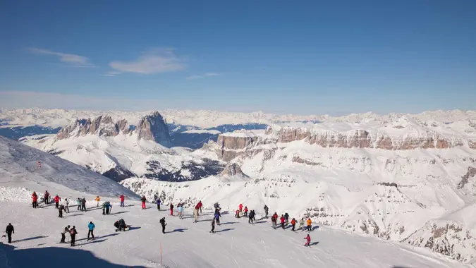 Vista invernale dalla Marmolada