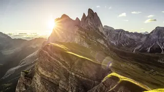 Il sorgere del sole visto dal Seceda in Val Gardena