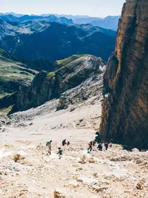 Sentiero verso il monte Pordoi