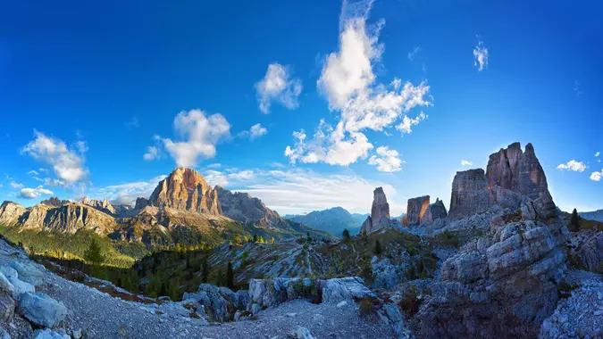 Panorama 5 Torri Tofana de Rozes in the Dolomites